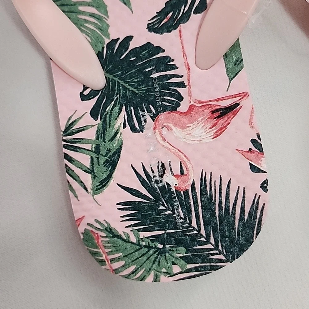 Old Navy Flip flops Size: 3-4